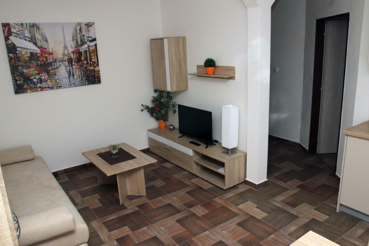 Penzion Alka Kaplice Exterior foto